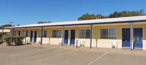 Outback Motel - Whitsundays Accommodation 16