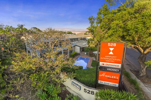 The Airport International Motel - Whitsundays Accommodation 0