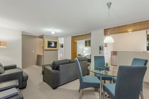 The Airport International Motel - Whitsundays Accommodation 7