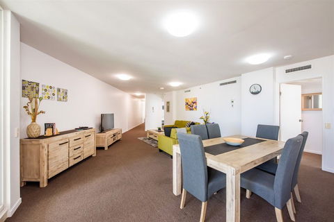 Lanai Riverside Apartments - Whitsundays Accommodation 4