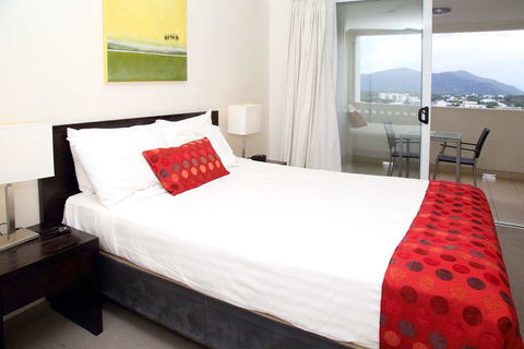 Cairns Central Plaza Apartment - Whitsundays Accommodation 8
