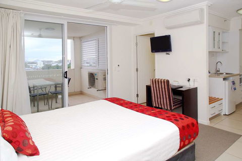 Cairns Central Plaza Apartment - Whitsundays Accommodation 9