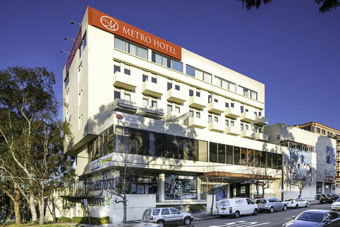 Metro Hotel Miranda - Whitsundays Accommodation 1