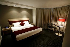 Central Studio Hotel Sydney - Whitsundays Accommodation 1