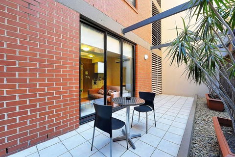 APX Apartments Darling Harbour - Whitsundays Accommodation 2
