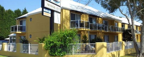 Admiral Nelson Motor Inn - Whitsundays Accommodation 0
