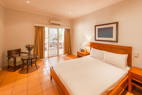 The Continental Hotel - Whitsundays Accommodation 2