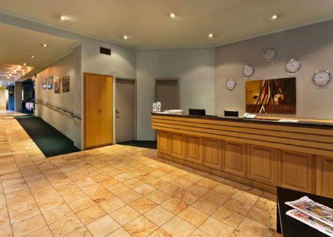 Quality Hotel Manor - Whitsundays Accommodation 1