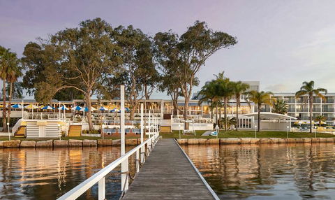 The Beachcomber Hotel & Resort - Whitsundays Accommodation 0