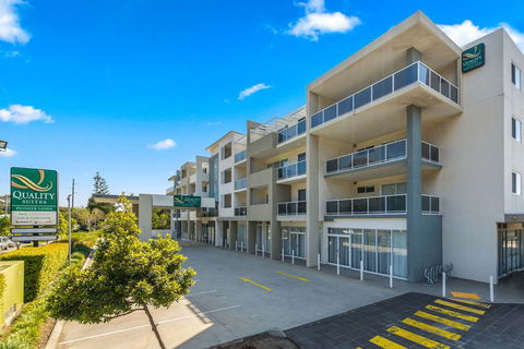 Quality Suites Pioneer Sands - Whitsundays Accommodation 1