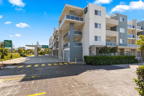 Quality Suites Pioneer Sands - Whitsundays Accommodation 2