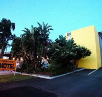 Flinders Motel - Whitsundays Accommodation