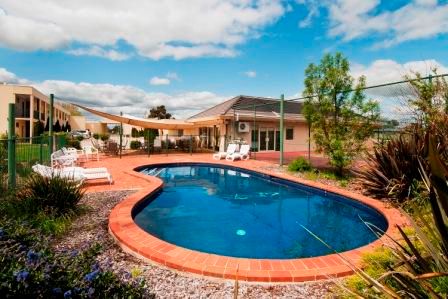 Nagambie Waterfront Motel - Whitsundays Accommodation 2
