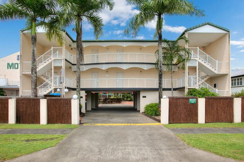 Cairns City Sheridan - Whitsundays Accommodation 0