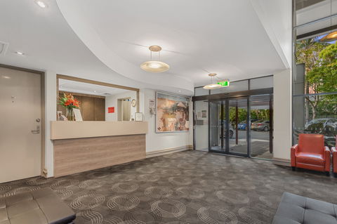 The Airport International Motel - Whitsundays Accommodation 2