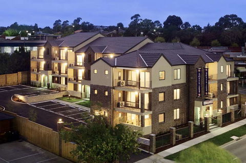 Ringwood Royale Apartment Hotel - Whitsundays Accommodation 0