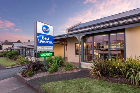 Best Western Olde Maritime Motor Inn - Whitsundays Accommodation 1