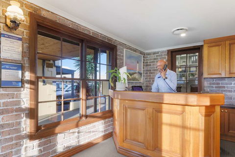 Best Western Olde Maritime Motor Inn - Whitsundays Accommodation 2