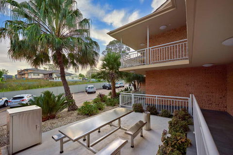 Best Western Casula Motor Inn - Whitsundays Accommodation 2