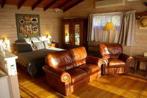 Southern Anchorage Retreat - Whitsundays Accommodation 0