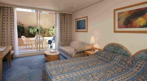 Coogee Sands Hotel & Apartments - Whitsundays Accommodation 2