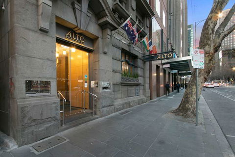 Alto Hotel On Bourke - Whitsundays Accommodation 0