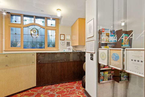 Alto Hotel On Bourke - Whitsundays Accommodation 1