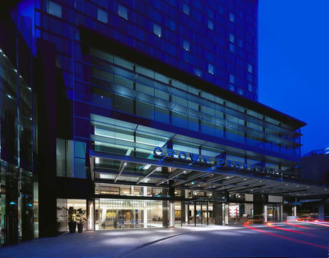 Crown Promenade Hotel - Whitsundays Accommodation 0