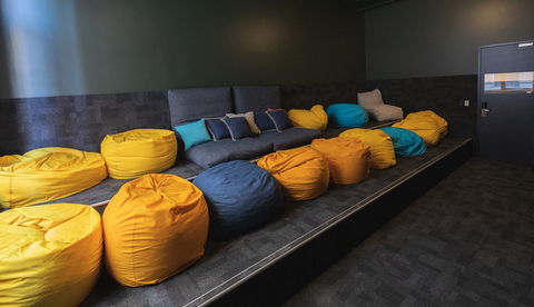 United Backpackers - Whitsundays Accommodation 1