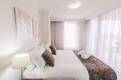 Newcastle Central Plaza - Whitsundays Accommodation 2