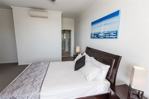 Gladstone Central Plaza Apartment Hotel - Whitsundays Accommodation 2