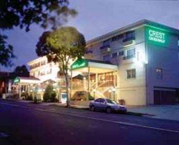 Hotel Crest On Barkly - Whitsundays Accommodation 0