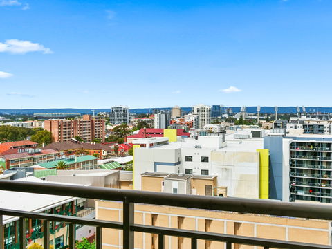 All Suites Perth - Whitsundays Accommodation 0
