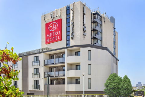 Metro Hotel Perth, South Perth - Whitsundays Accommodation 1