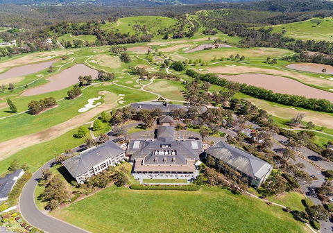 Yarra Valley Lodge - Whitsundays Accommodation 2