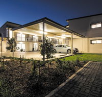 Oaks Middlemount - Whitsundays Accommodation