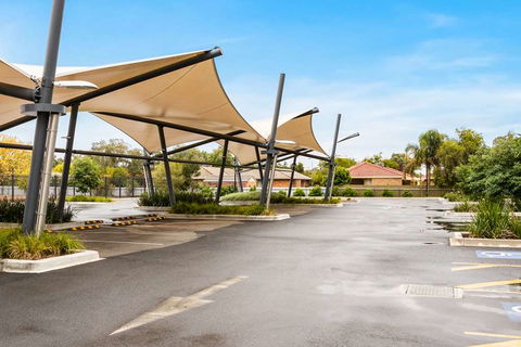 Quality Hotel Rules Club Wagga - Whitsundays Accommodation 1