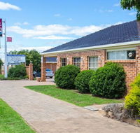 Golden Chain Aalana Motor Inn - Whitsundays Accommodation