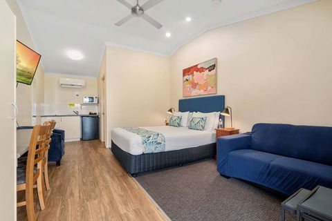 Caboolture Central Motor Inn, SureStay Collection - Whitsundays Accommodation 11