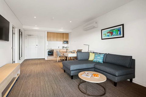 Quality Hotel Lakeside - Whitsundays Accommodation 13