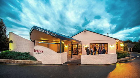 Country Club Villas - Whitsundays Accommodation 7