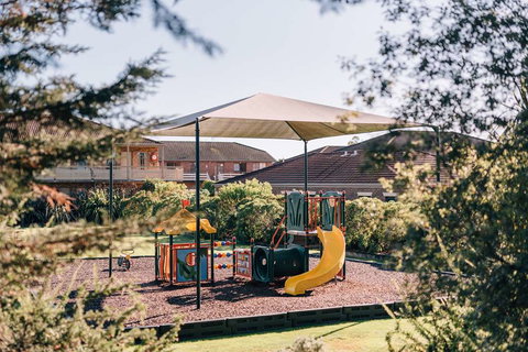 Country Club Villas - Whitsundays Accommodation 16