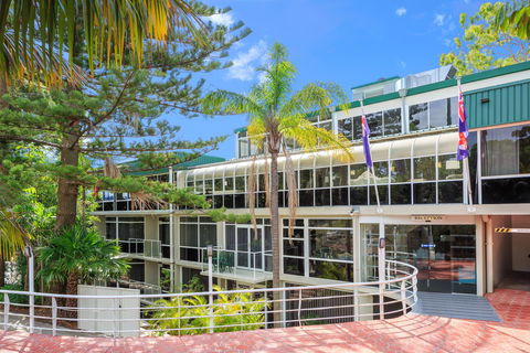 Metro Mirage Hotel Newport - Whitsundays Accommodation 2