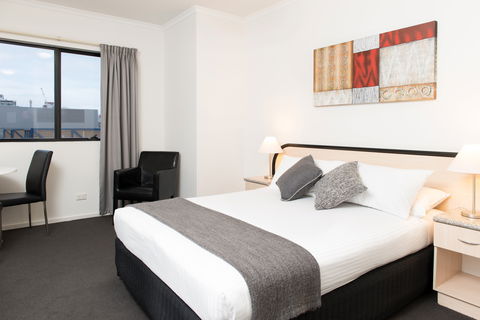 Adelaide Riviera Hotel - Whitsundays Accommodation 2