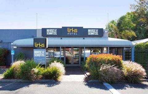 Links Hotel - Whitsundays Accommodation 1