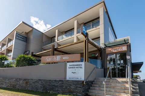 Narrabeen Sands Hotel By Nightcap Plus - Whitsundays Accommodation 0