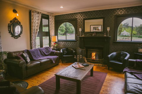 Sylvan Glen Guest House - Whitsundays Accommodation 0