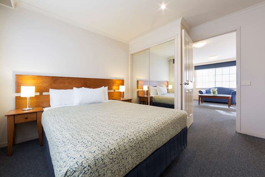 Hackett ACT Whitsundays Accommodation
