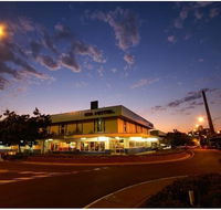 Isa Hotel - Whitsundays Accommodation
