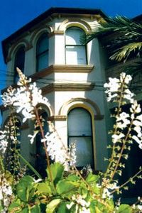 Admiral Collingwood Lodge - Whitsundays Accommodation 0